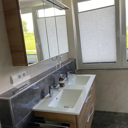 アパート Im Hegau ジンゲン