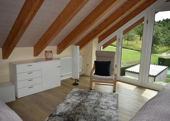 Im Hegau 公寓 辛根